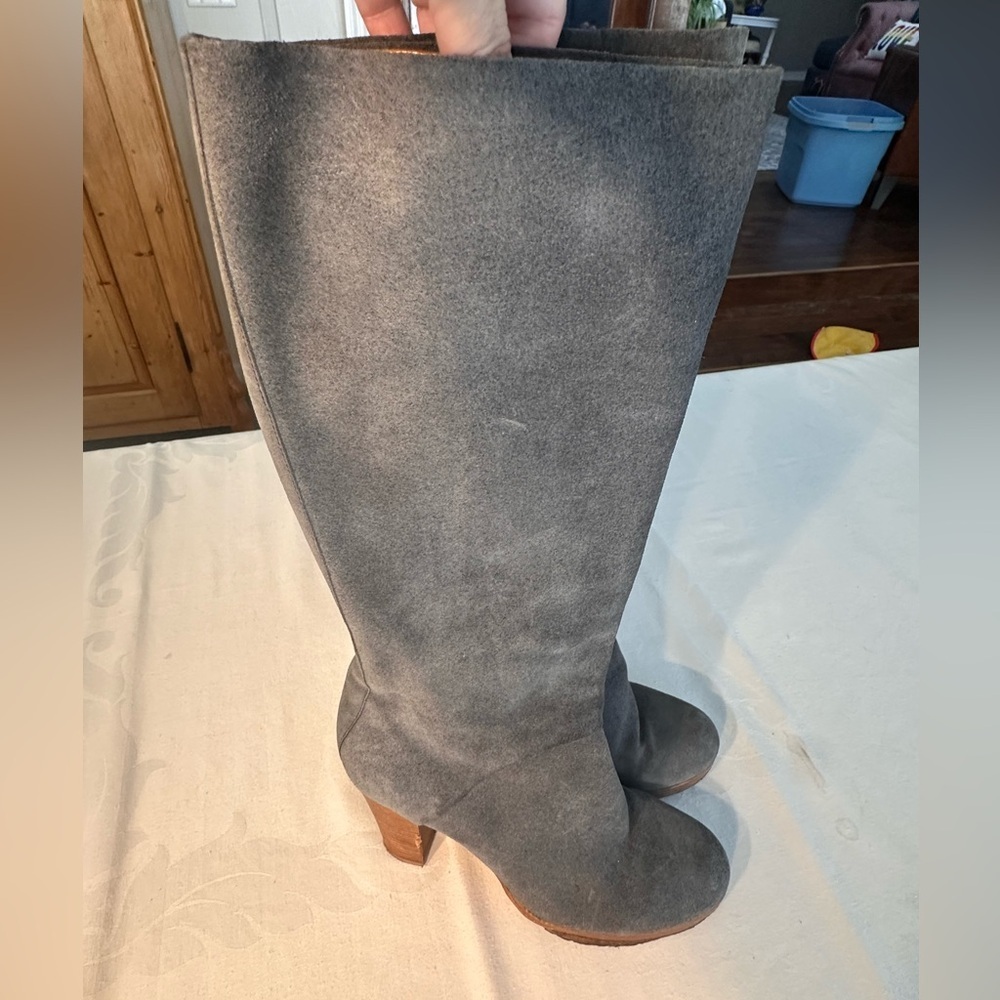 Coclico Gray Suede Boots 4 Inch Heels W/Zipper Size 39/8 Y2K European Luxury - Picture 9 of 13